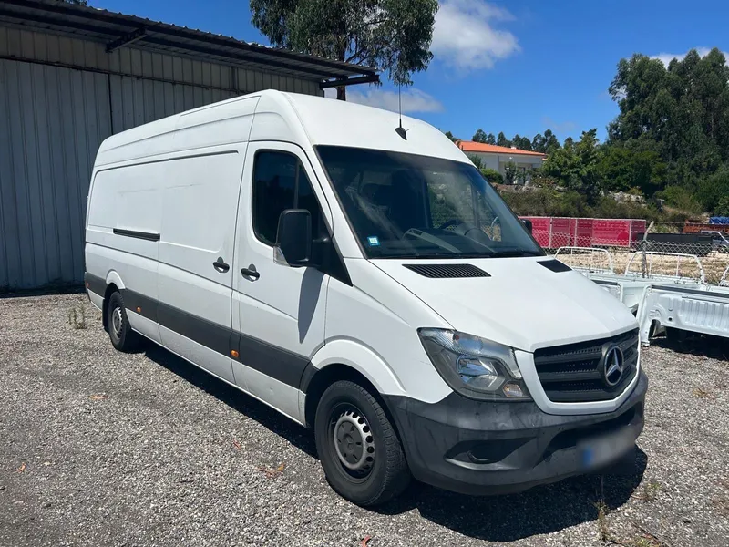 Mercedes Benz Sprinter