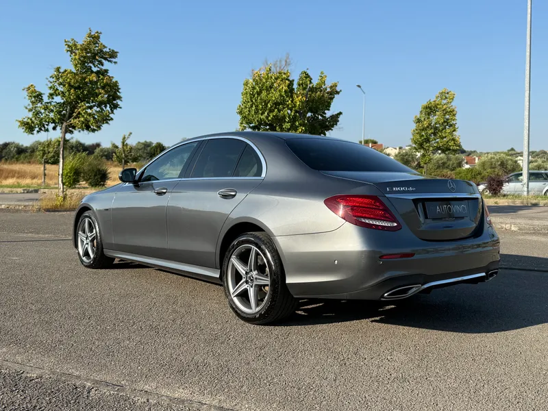 Mercedes Benz E 300